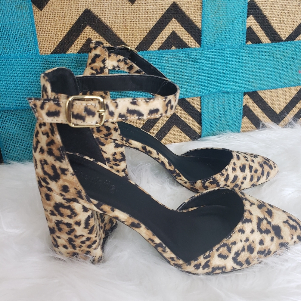 Charlotte Russe Platform Block Heel Shoes Women’s Size 6 Leopard Print Satin NWT